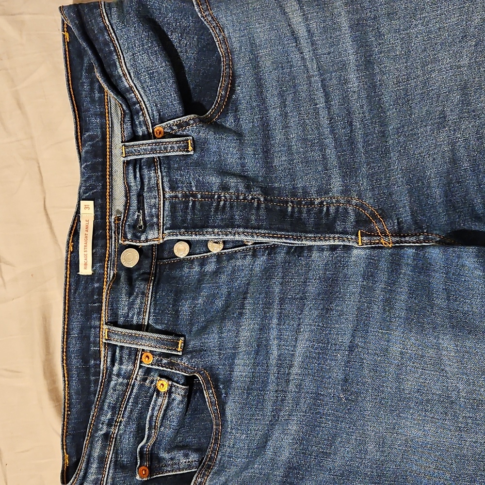 Levi's Ribcage straight ankle Denim Jeans size 31/27